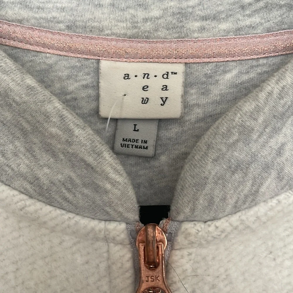 Unique jacket - Picture 2 of 7